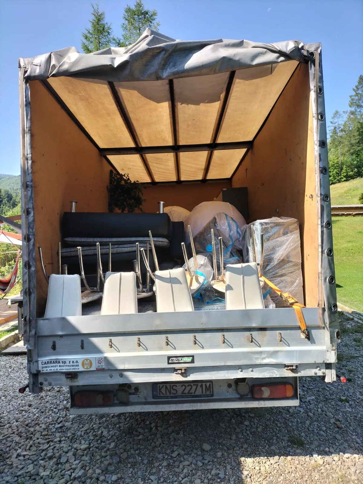 Przeprowadzki — COPKA Transport